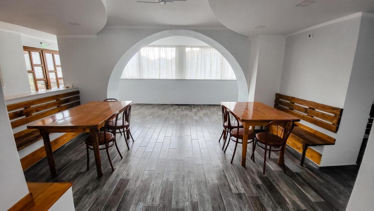 Pensiunea Tesoro Corbeni Bagian luar foto