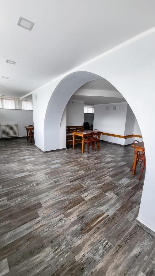 Pensiunea Tesoro Corbeni Bagian luar foto