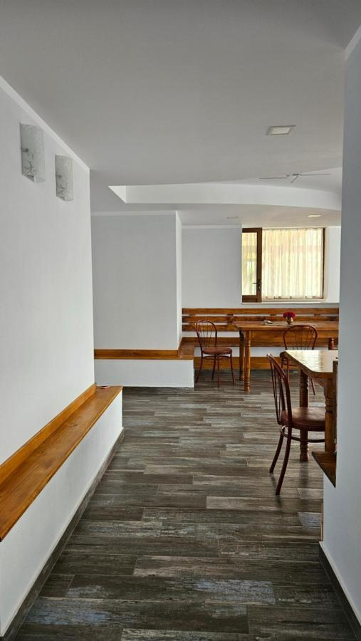 Pensiunea Tesoro Corbeni Bagian luar foto