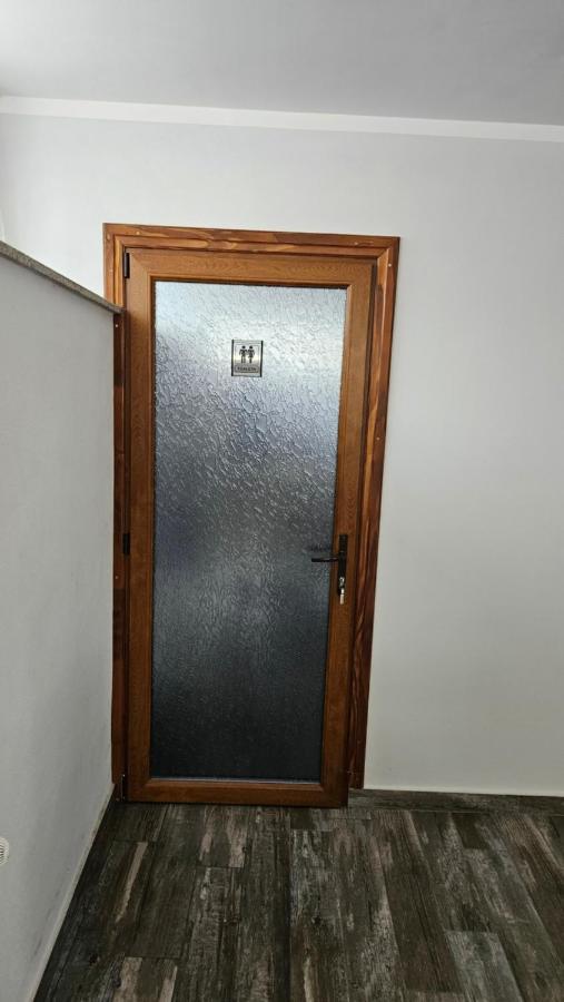 Pensiunea Tesoro Corbeni Bagian luar foto